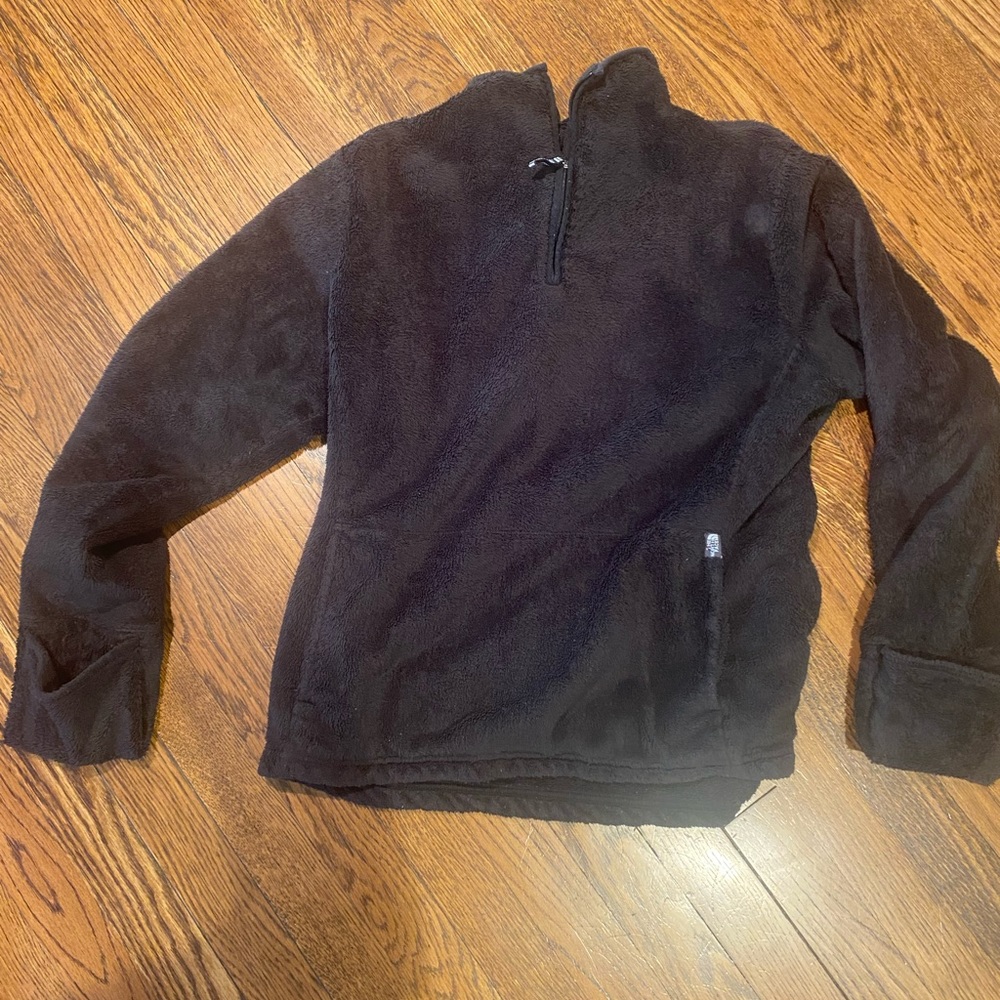 North face fuzzy fleece pullover